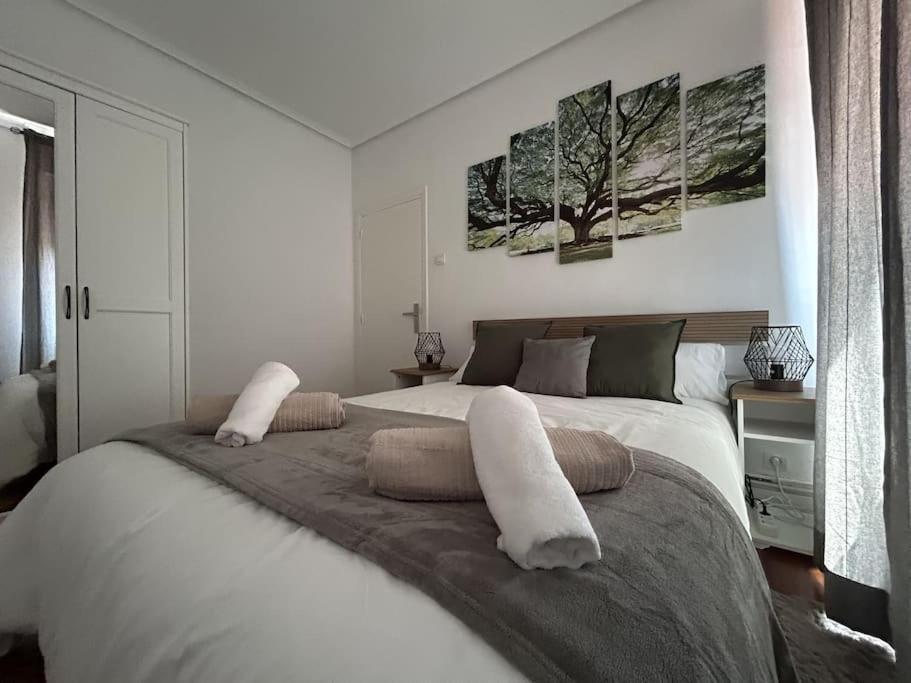 Deusto Apartment Bilbao Ngoại thất bức ảnh